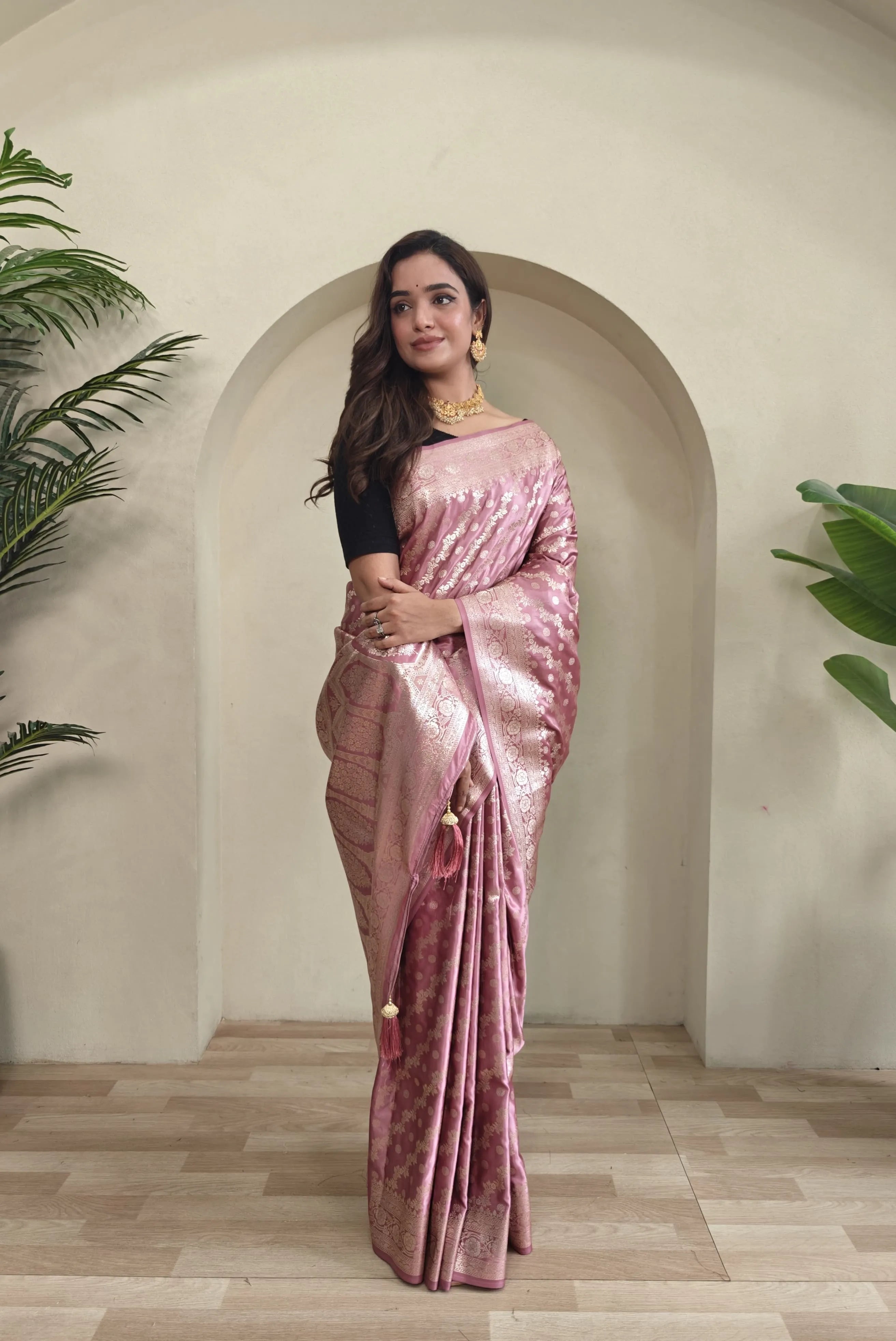 Mushro Satin Silk Leheriya Weaving Design Saree