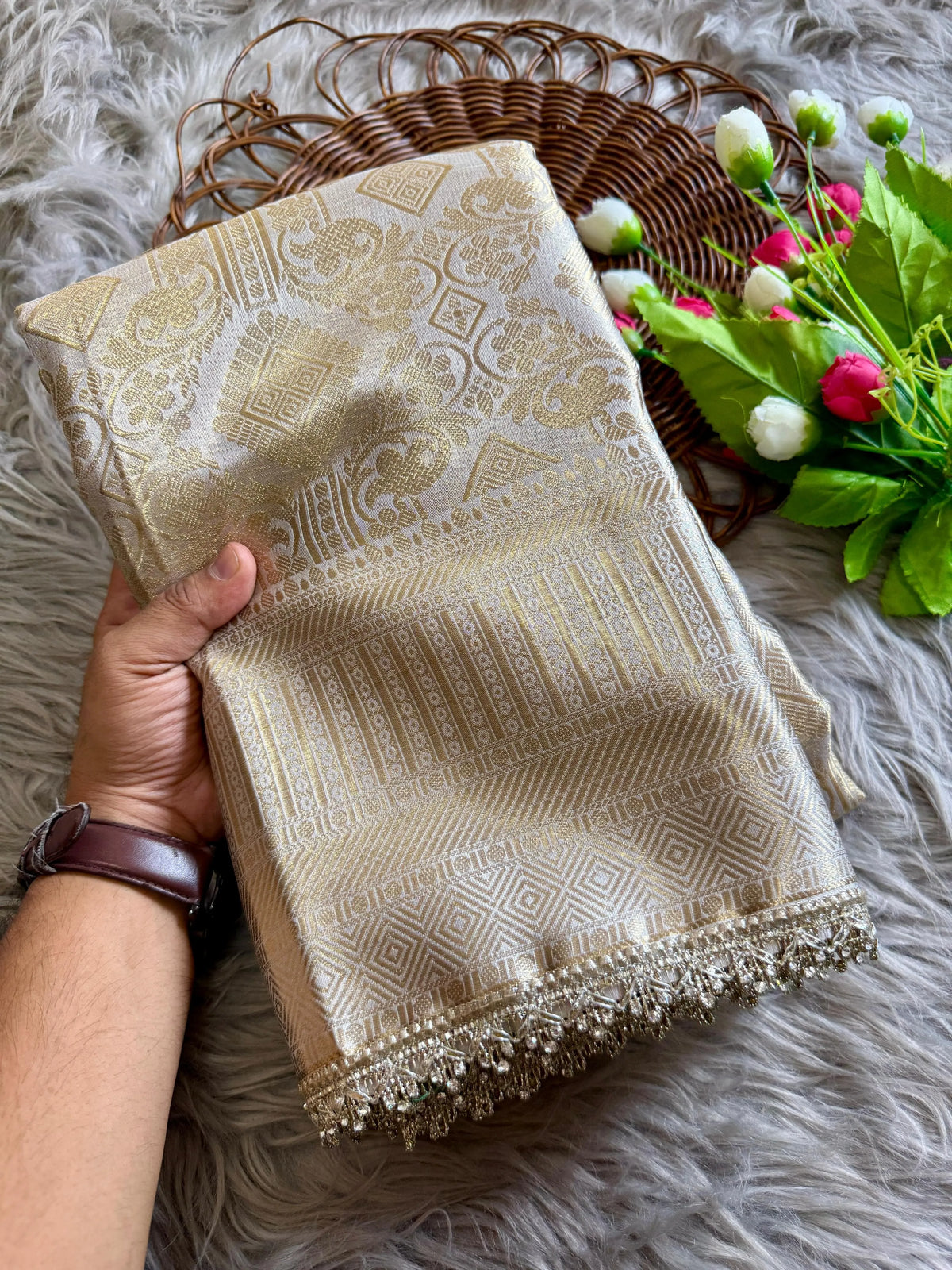 Nayanthara Inspired Banarasi Jharkan Border Saree
