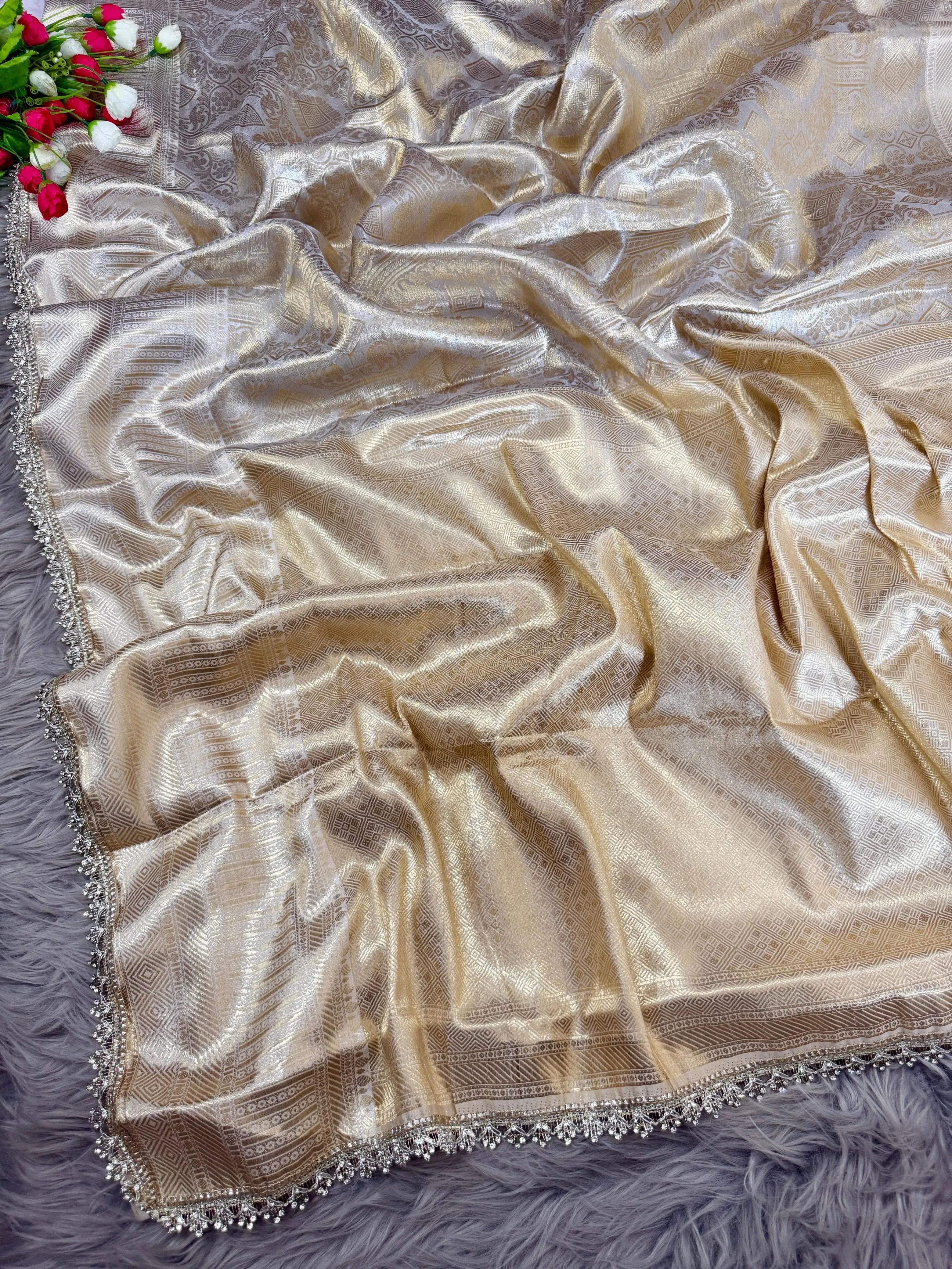 Nayanthara Inspired Banarasi Jharkan Border Saree