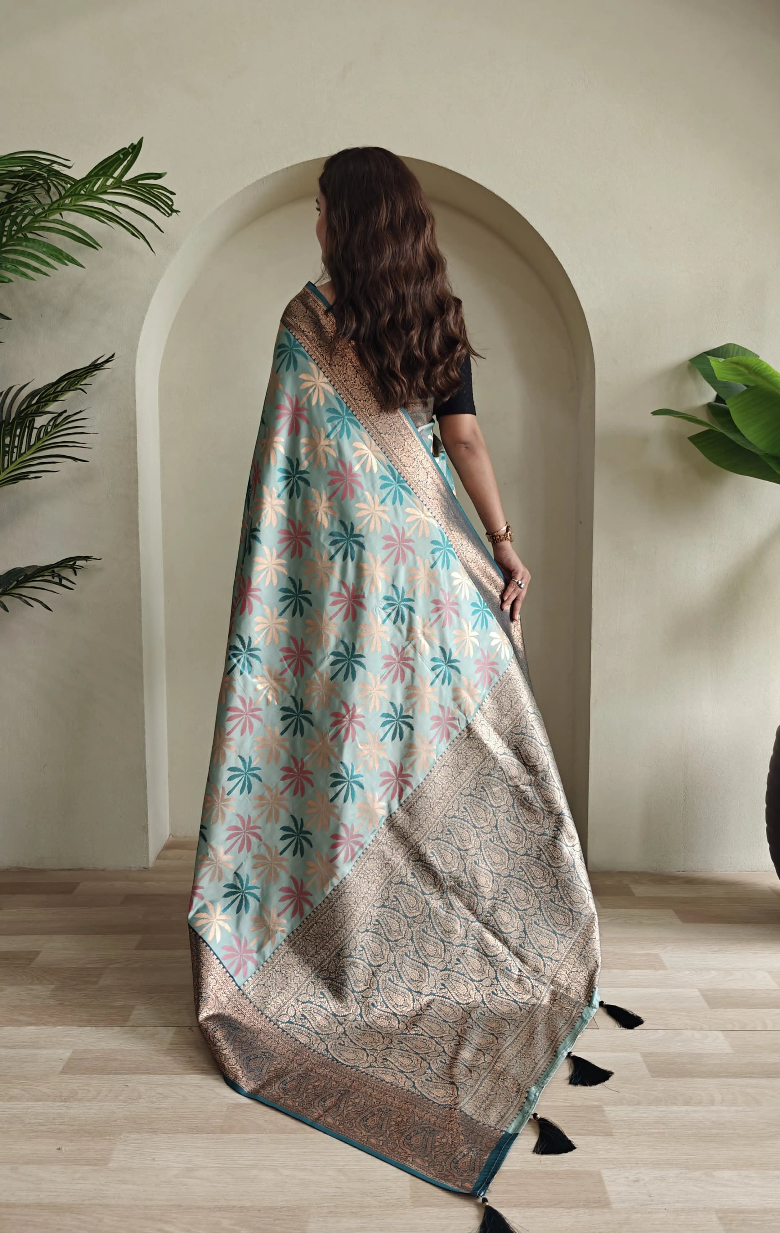 Kanchi Silk Embosed Weaving Design Banarasi Saree