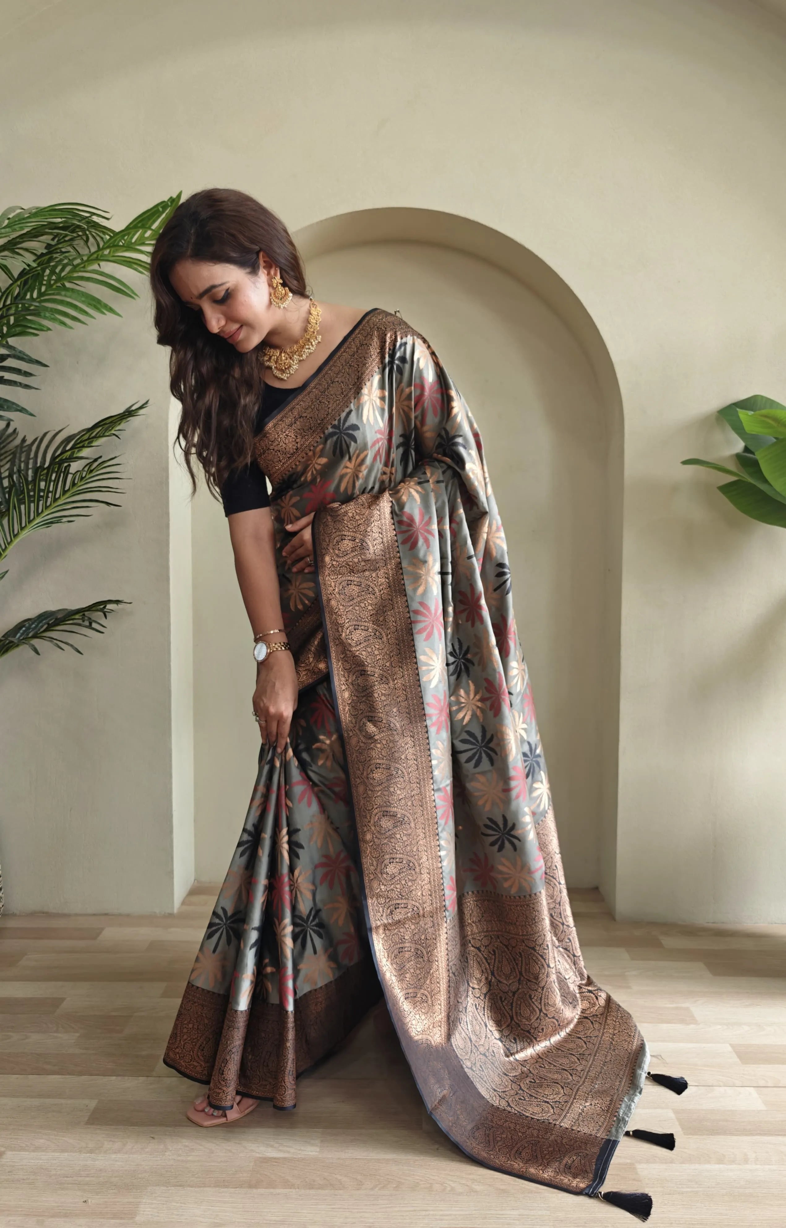 Kanchi Silk Embosed Weaving Design Banarasi Saree