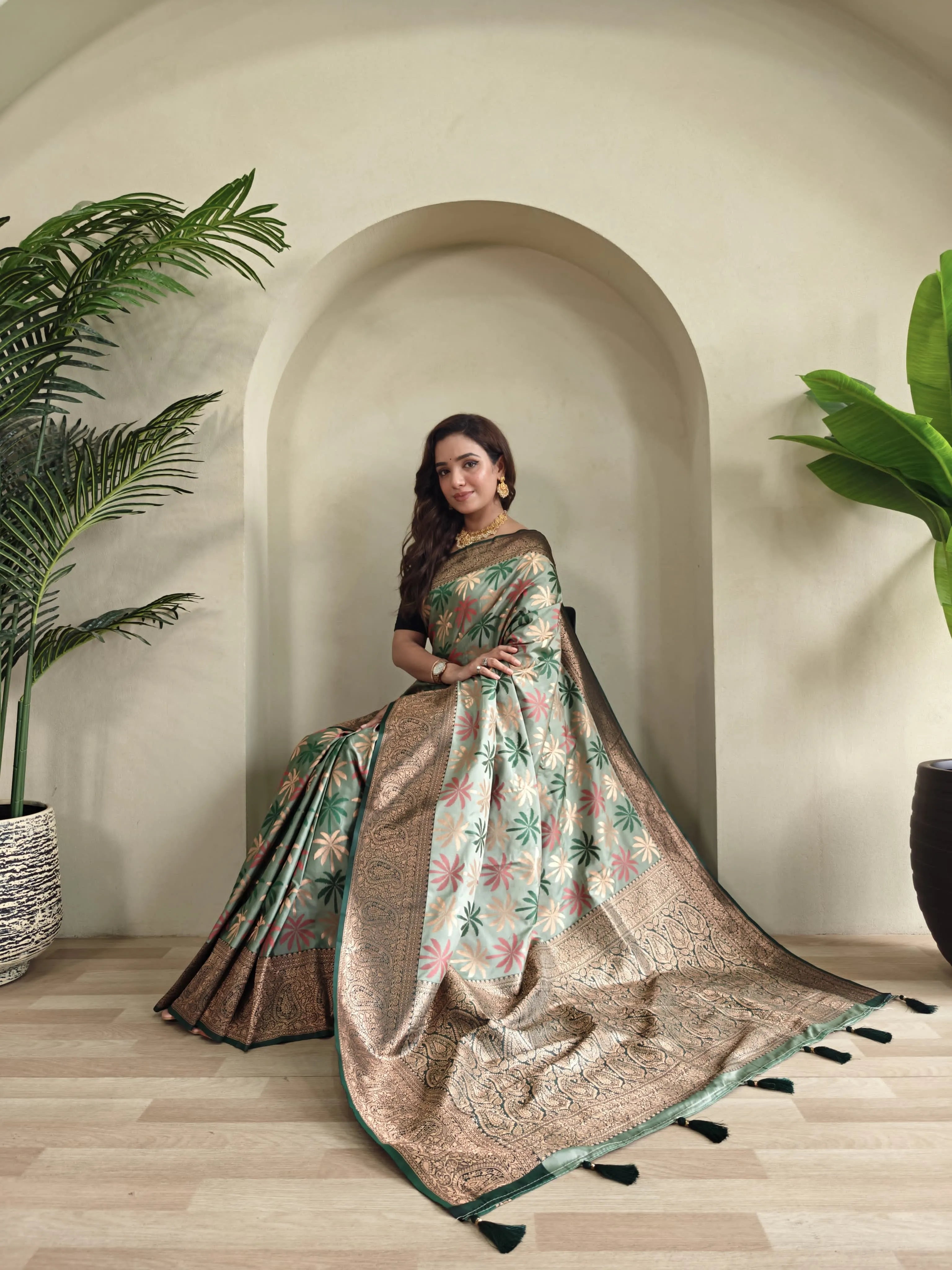 Kanchi Silk Embosed Weaving Design Banarasi Saree