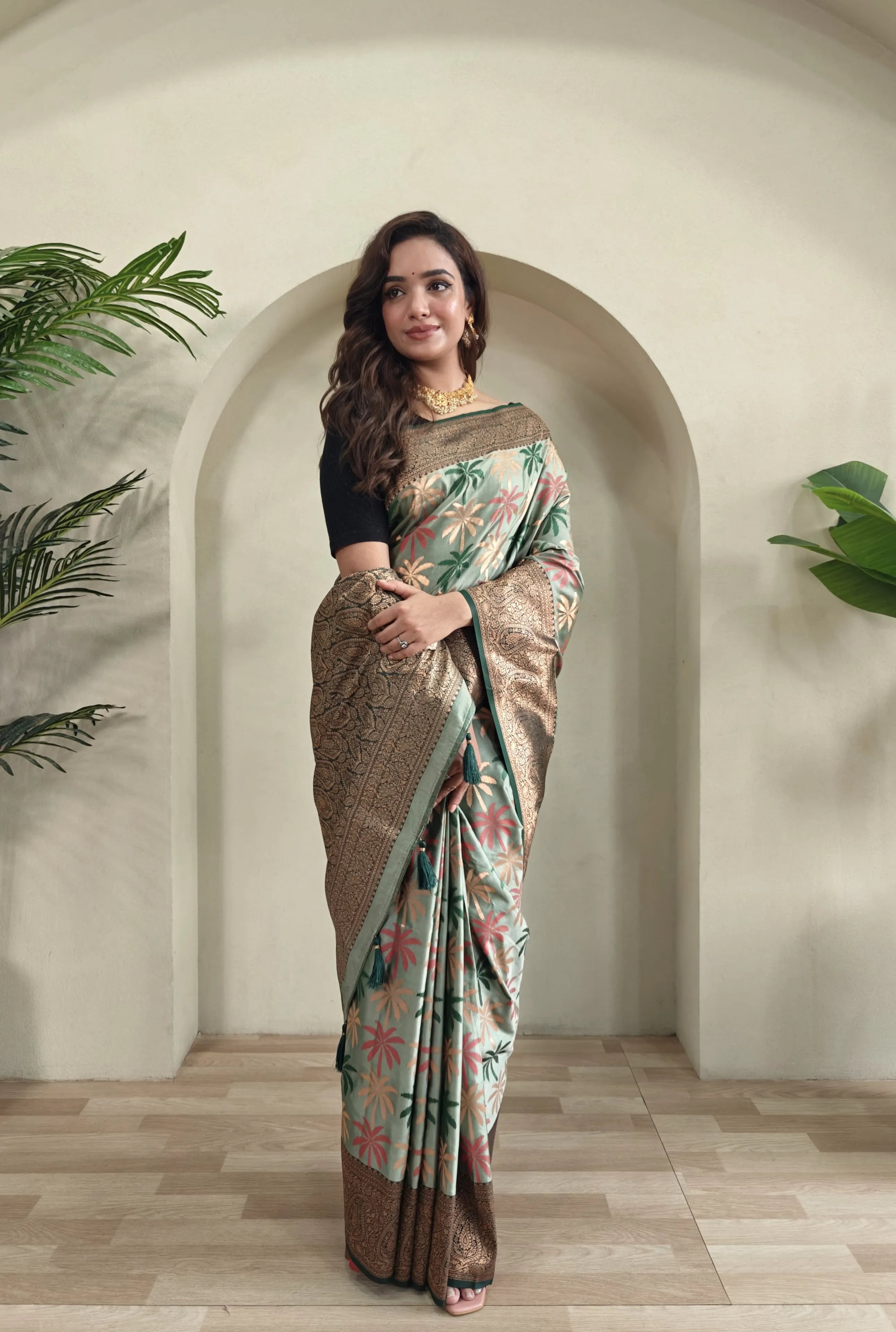 Kanchi Silk Embosed Weaving Design Banarasi Saree