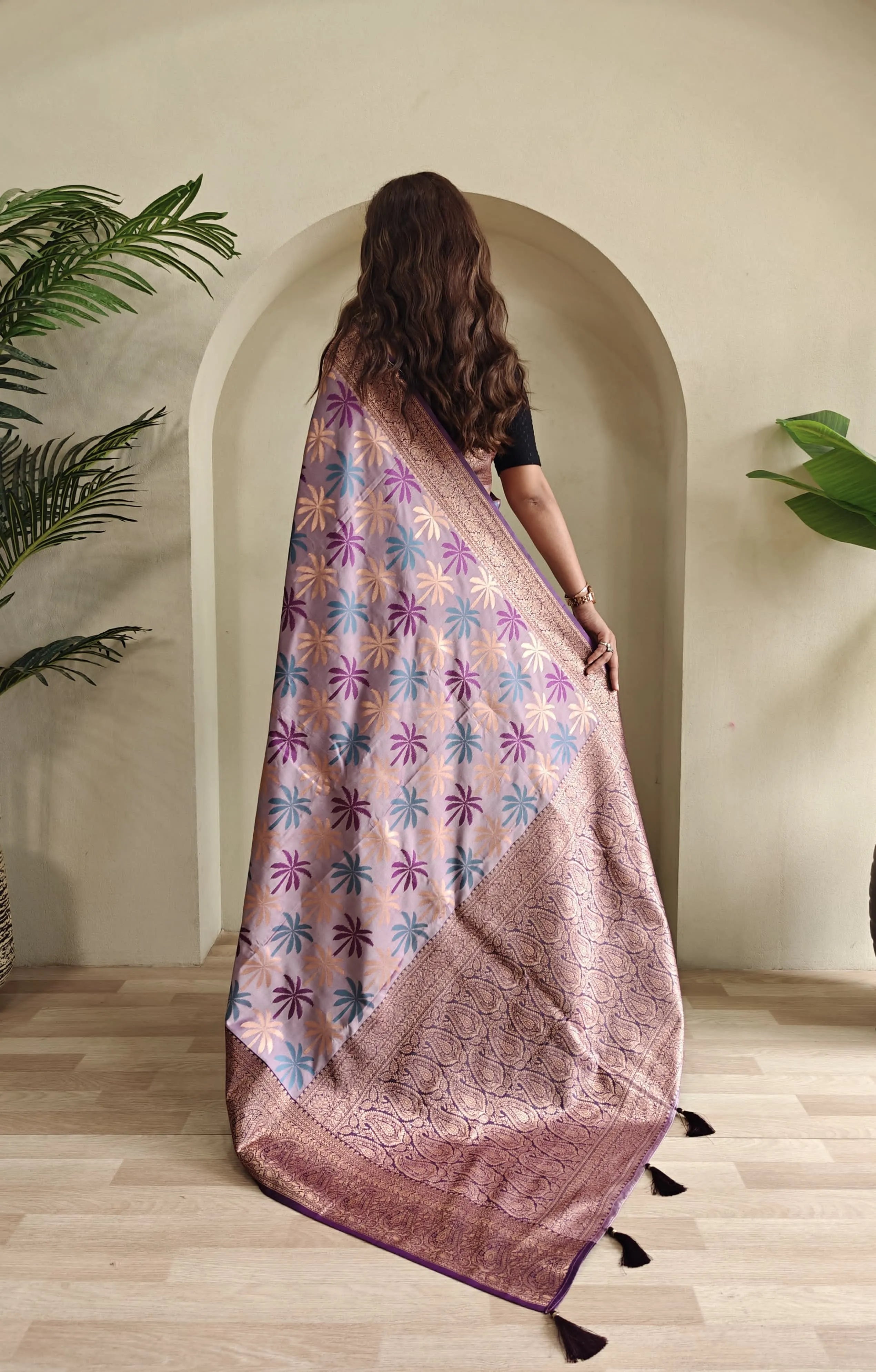 Kanchi Silk Embosed Weaving Design Banarasi Saree