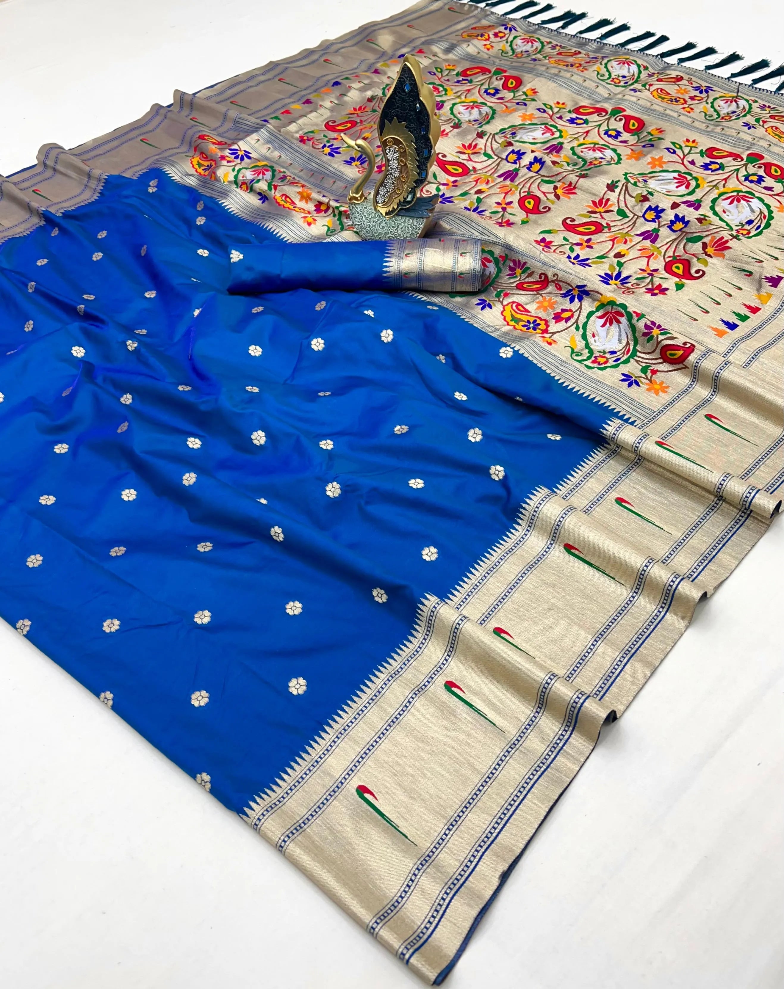 Soft Silk Traditional Paithani Saree