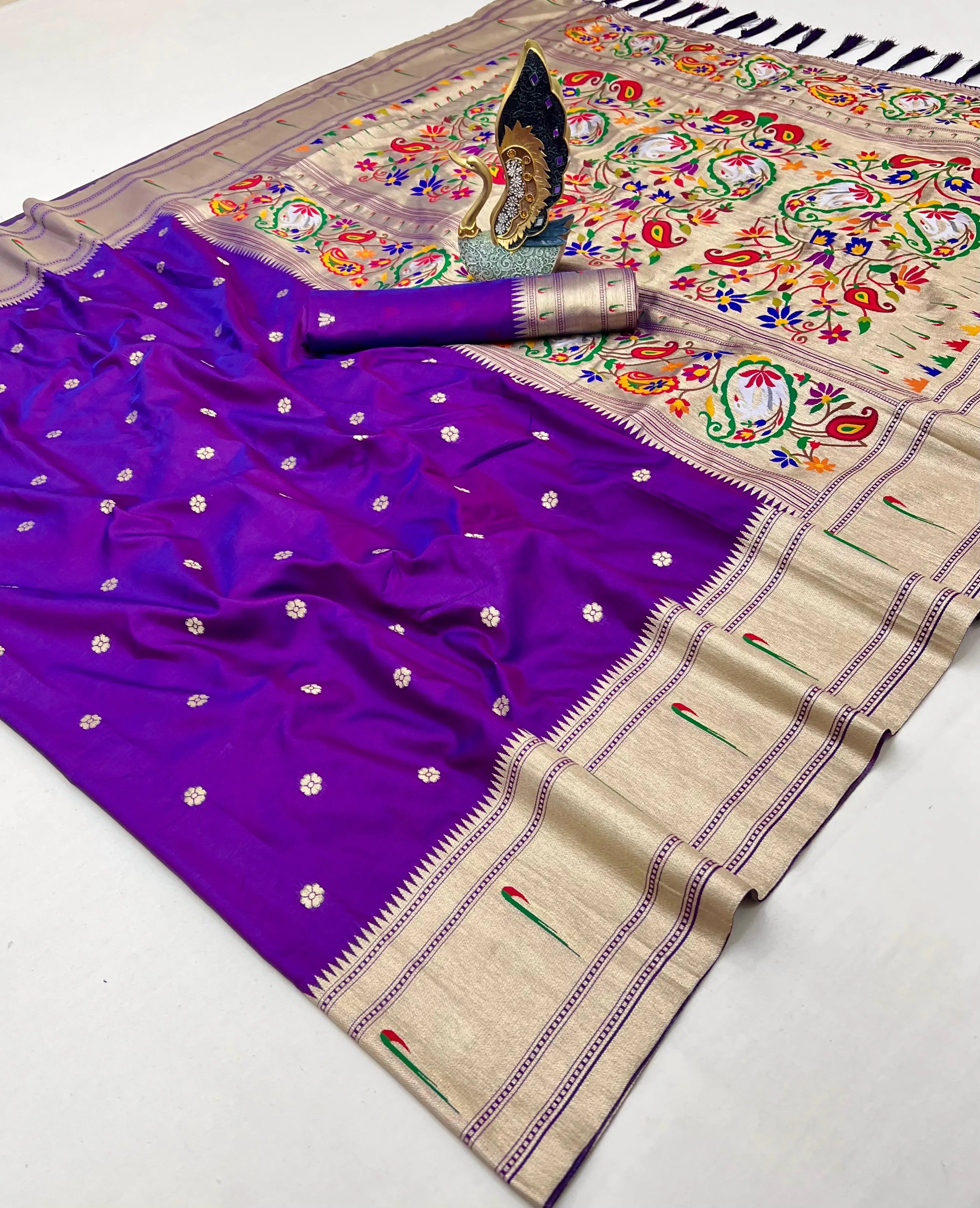 Soft Silk Traditional Paithani Saree