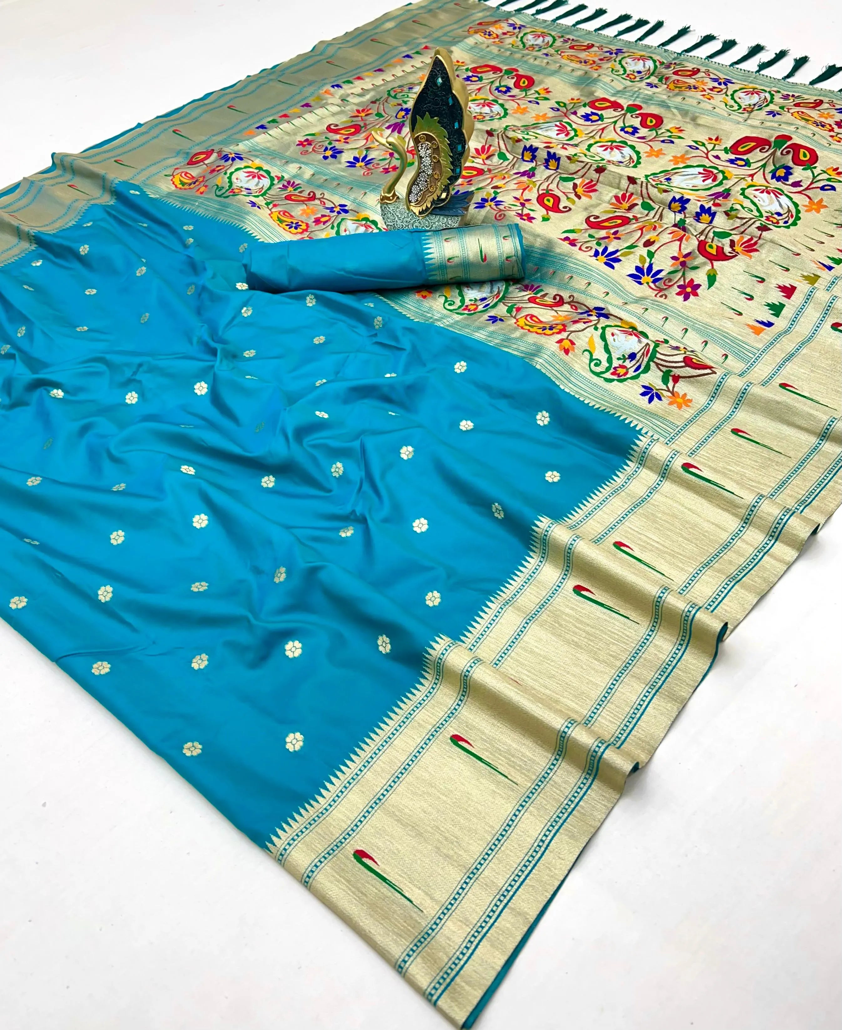 Soft Silk Traditional Paithani Saree