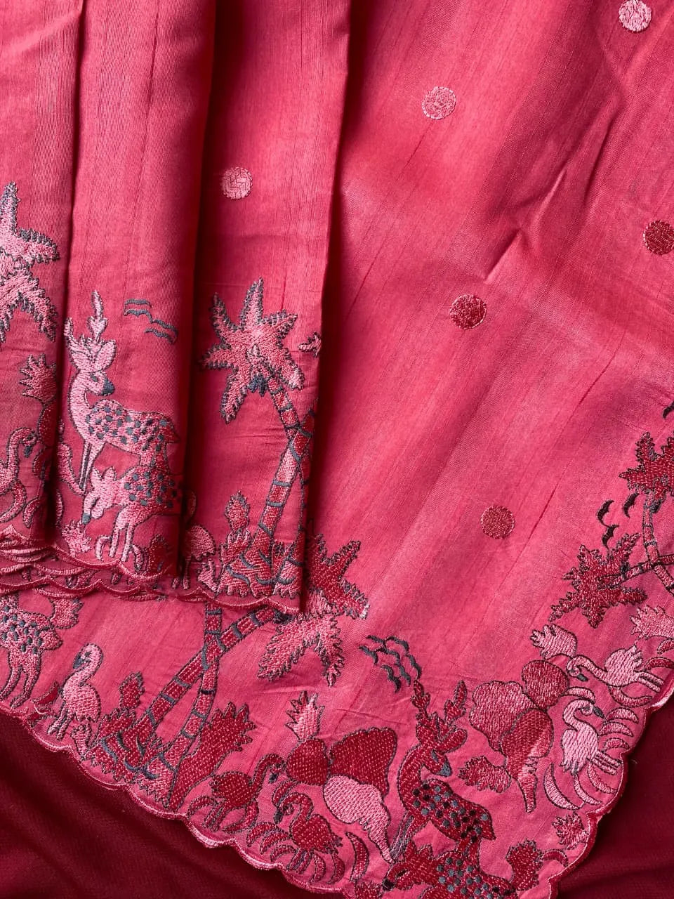 Pure Matka Silk Saree – Regal Elegance in Every Drape