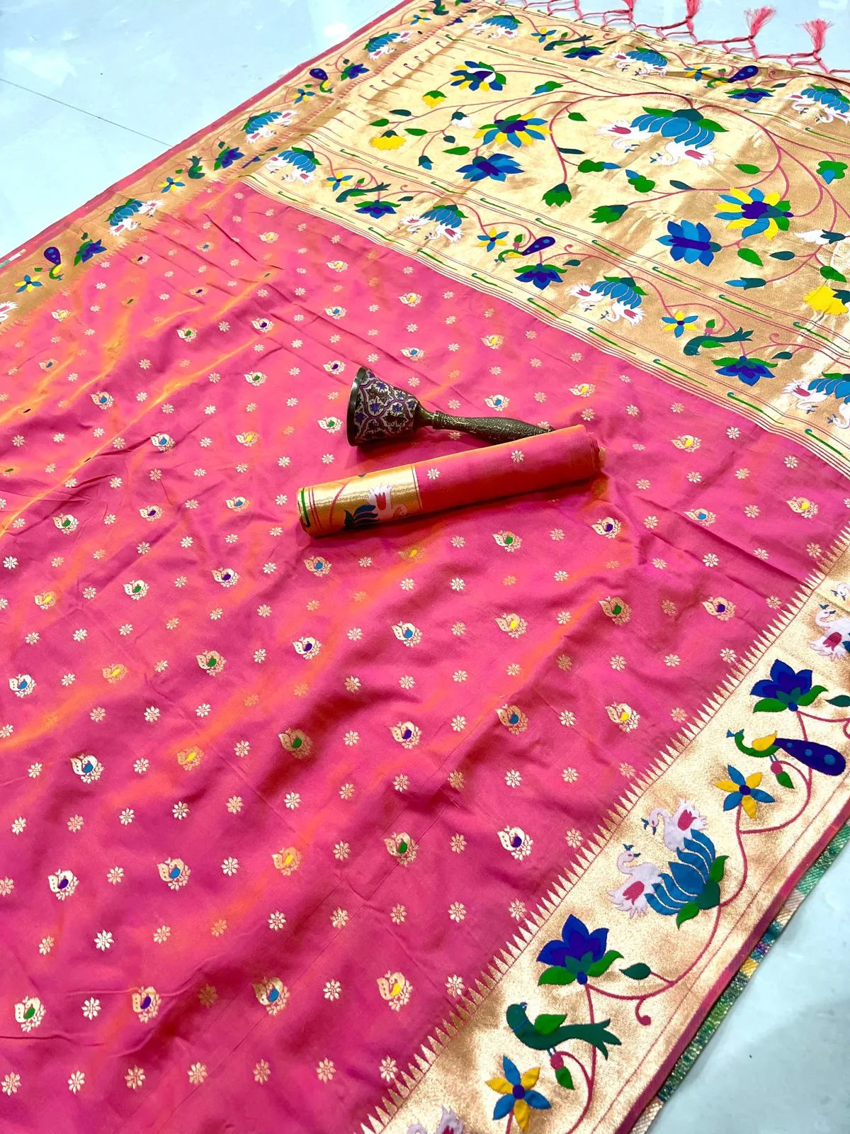 Pure Paithani Silk Sarees – Maharashtrian Elegance