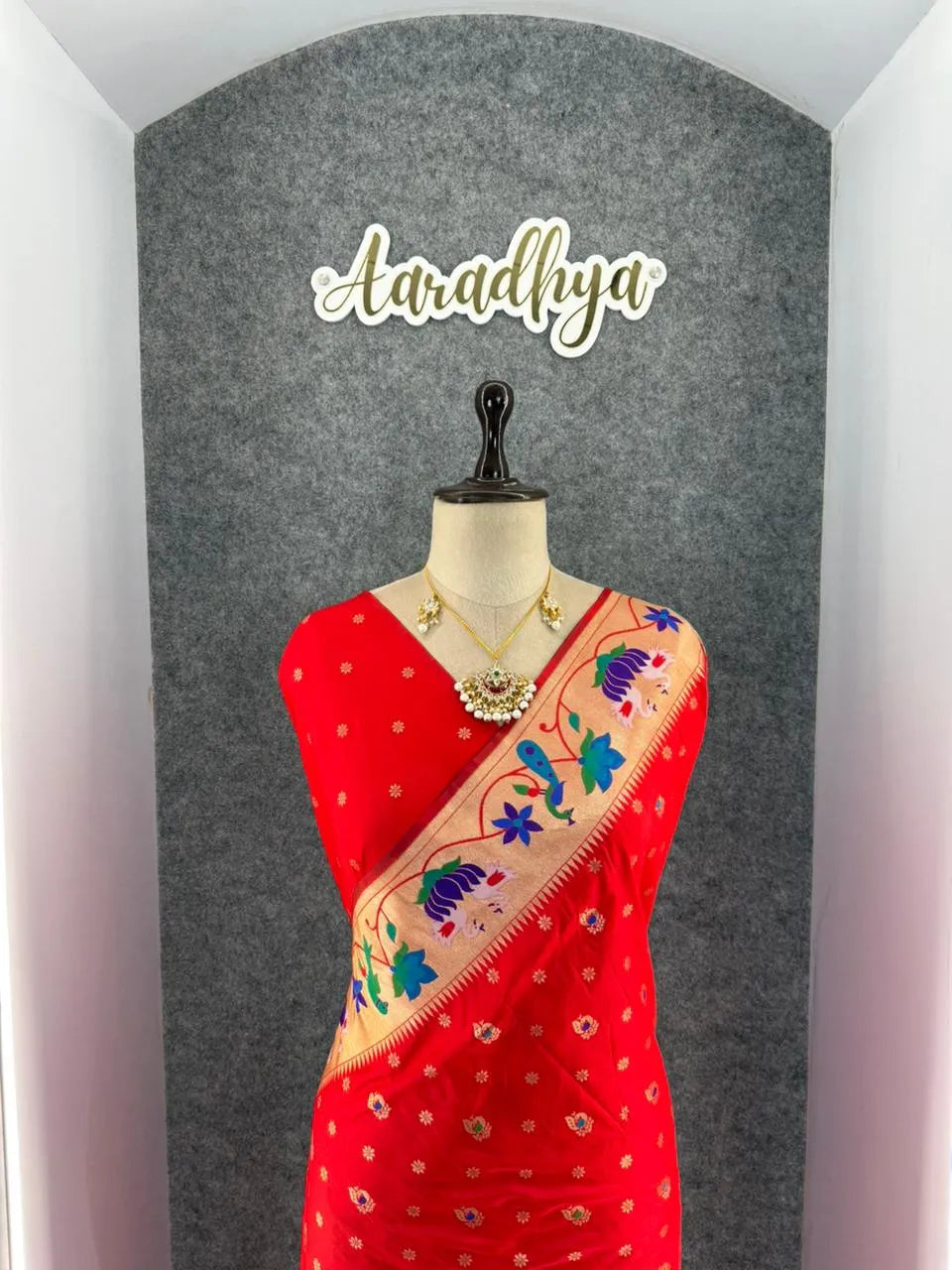 Pure Paithani Silk Sarees – Maharashtrian Elegance