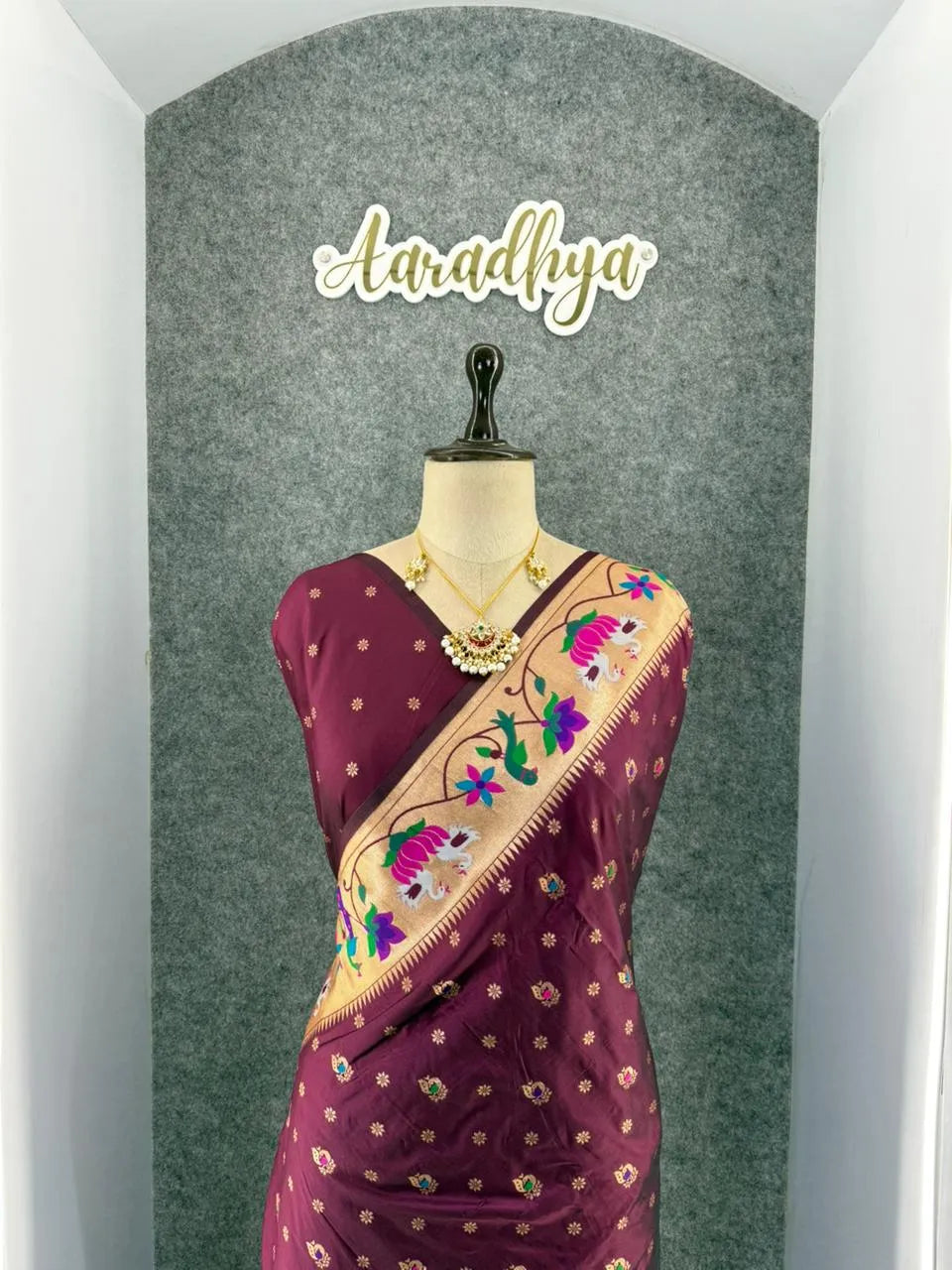 Pure Paithani Silk Sarees – Maharashtrian Elegance