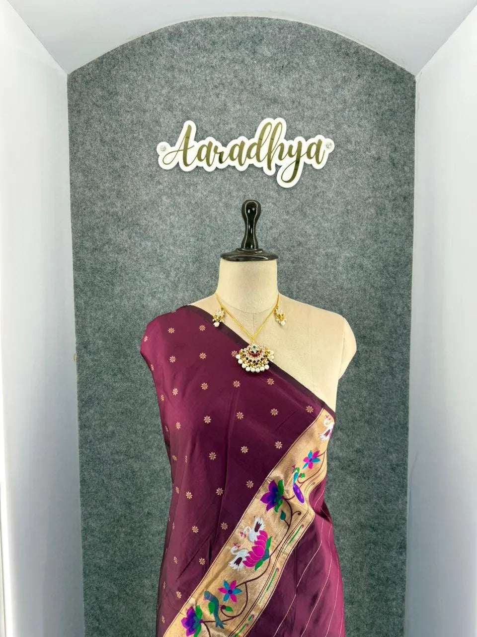 Pure Paithani Silk Sarees – Maharashtrian Elegance