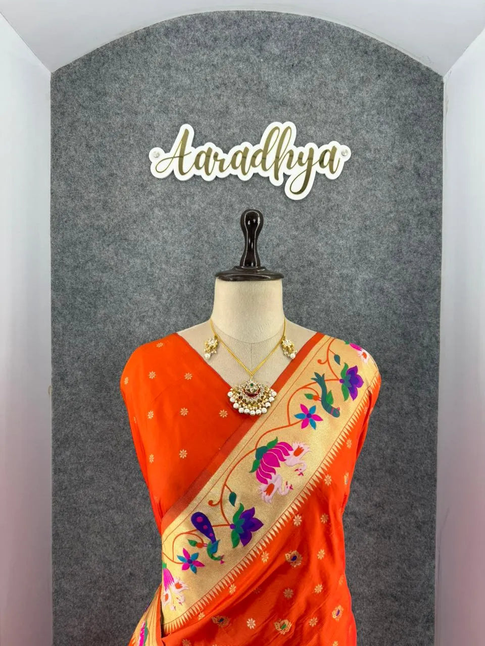 Pure Paithani Silk Sarees – Maharashtrian Elegance