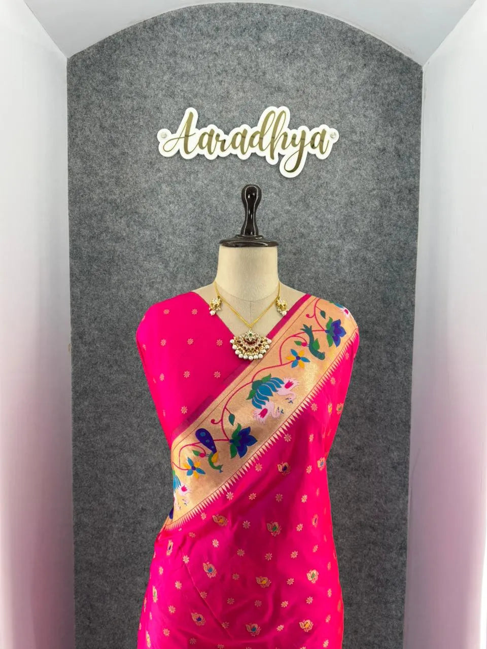 Pure Paithani Silk Sarees – Maharashtrian Elegance