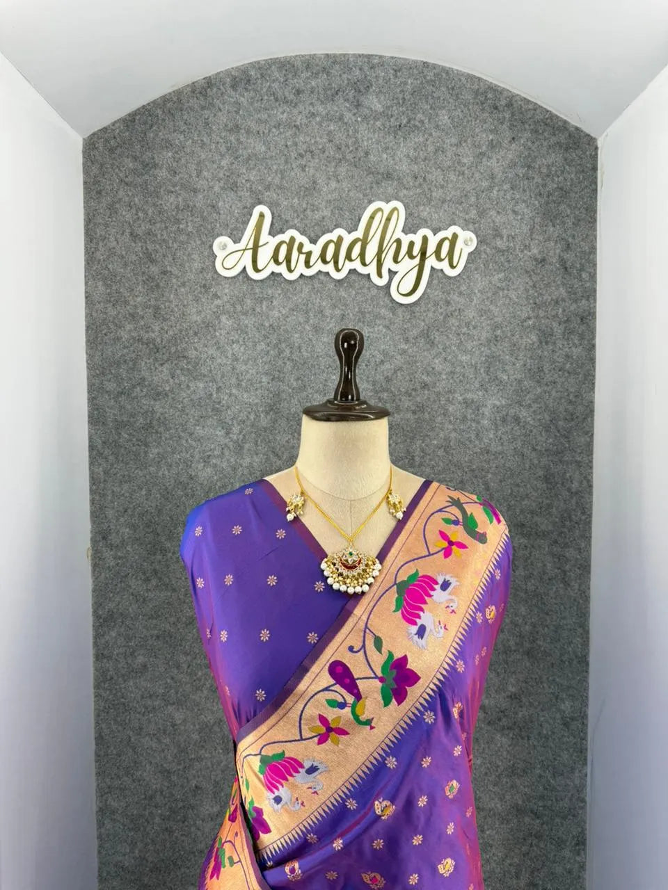 Pure Paithani Silk Sarees – Maharashtrian Elegance