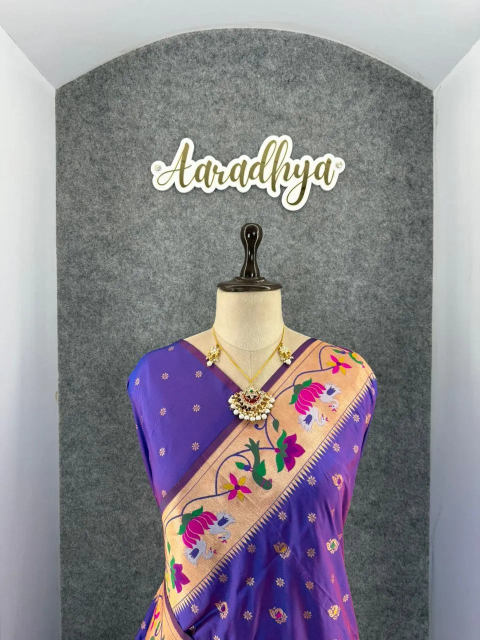 Pure Paithani Silk Sarees – Maharashtrian Elegance