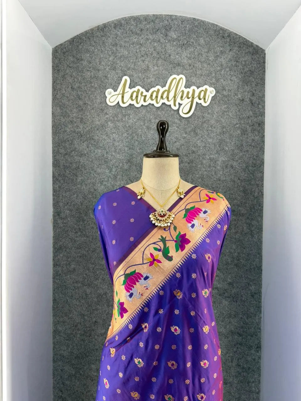 Pure Paithani Silk Sarees – Maharashtrian Elegance
