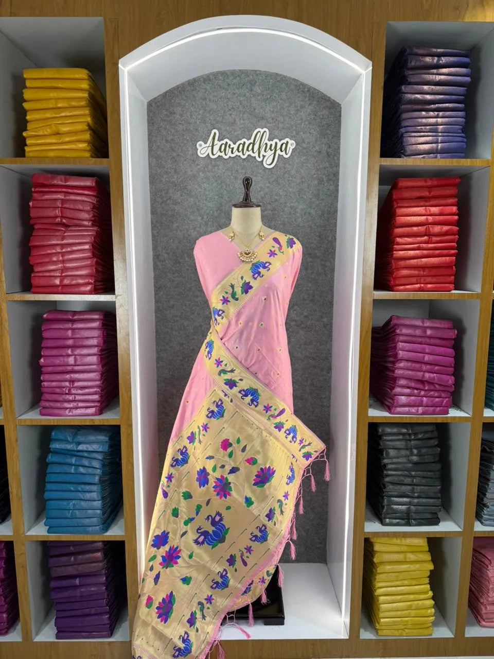 Pure Paithani Silk Sarees – Maharashtrian Elegance