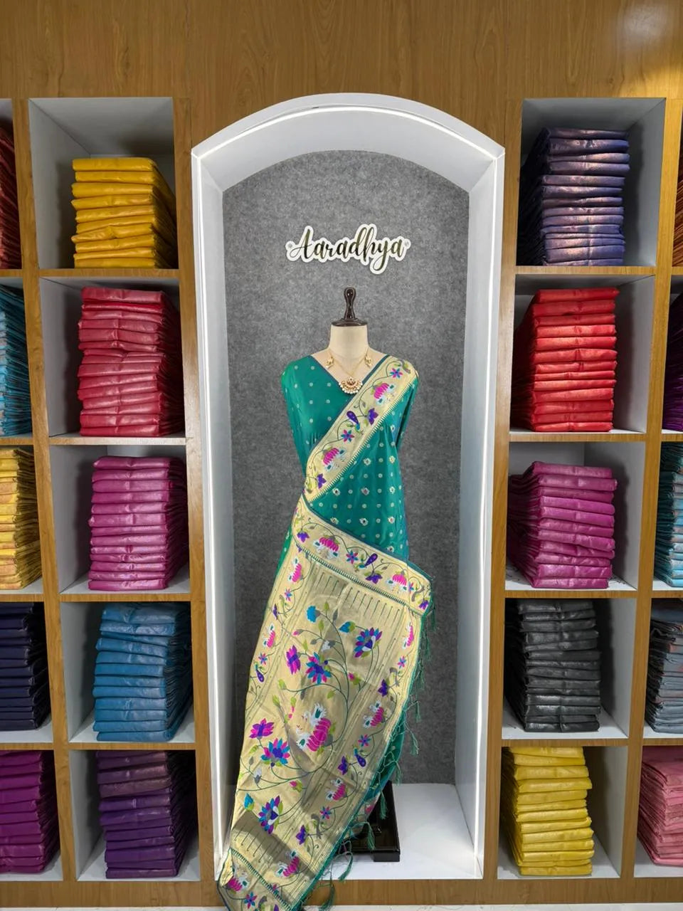 Pure Paithani Silk Sarees – Maharashtrian Elegance