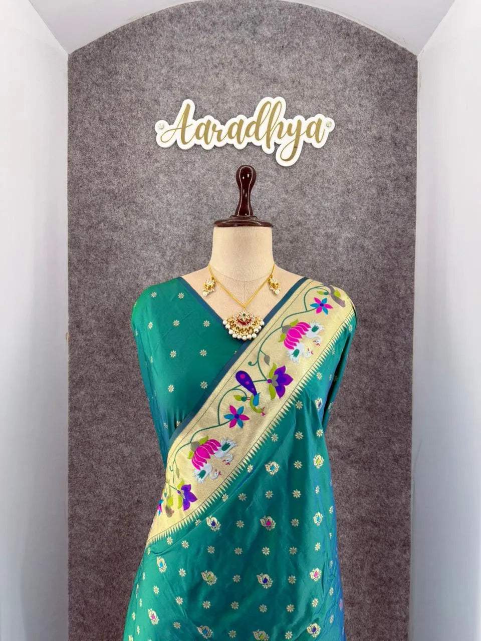Pure Paithani Silk Sarees – Maharashtrian Elegance