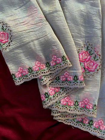 Gold Crush Saree – Royal Glow in Every Fold