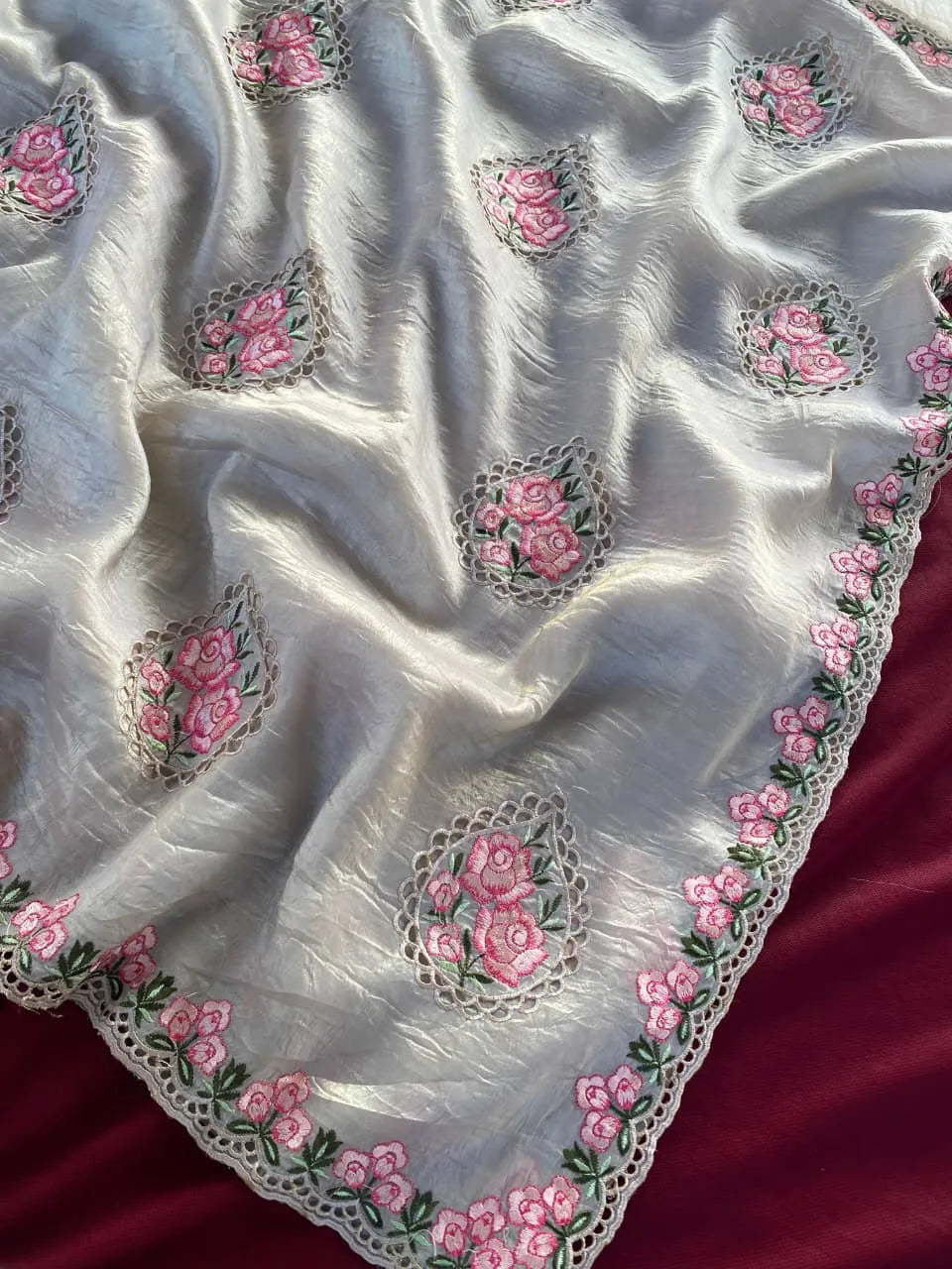 Gold Crush Saree – Royal Glow in Every Fold