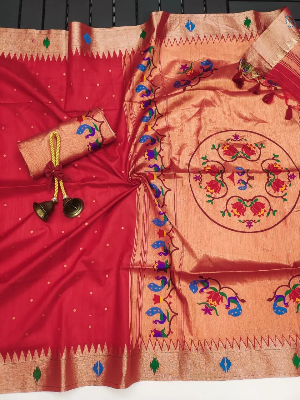 Soft Khadi Raw SIlk Mandap Paithani Saree