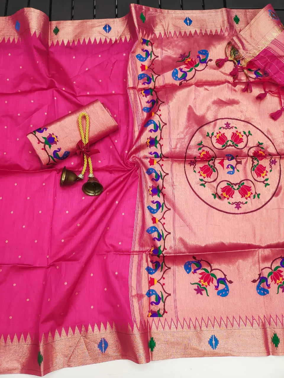 Soft Khadi Raw SIlk Mandap Paithani Saree