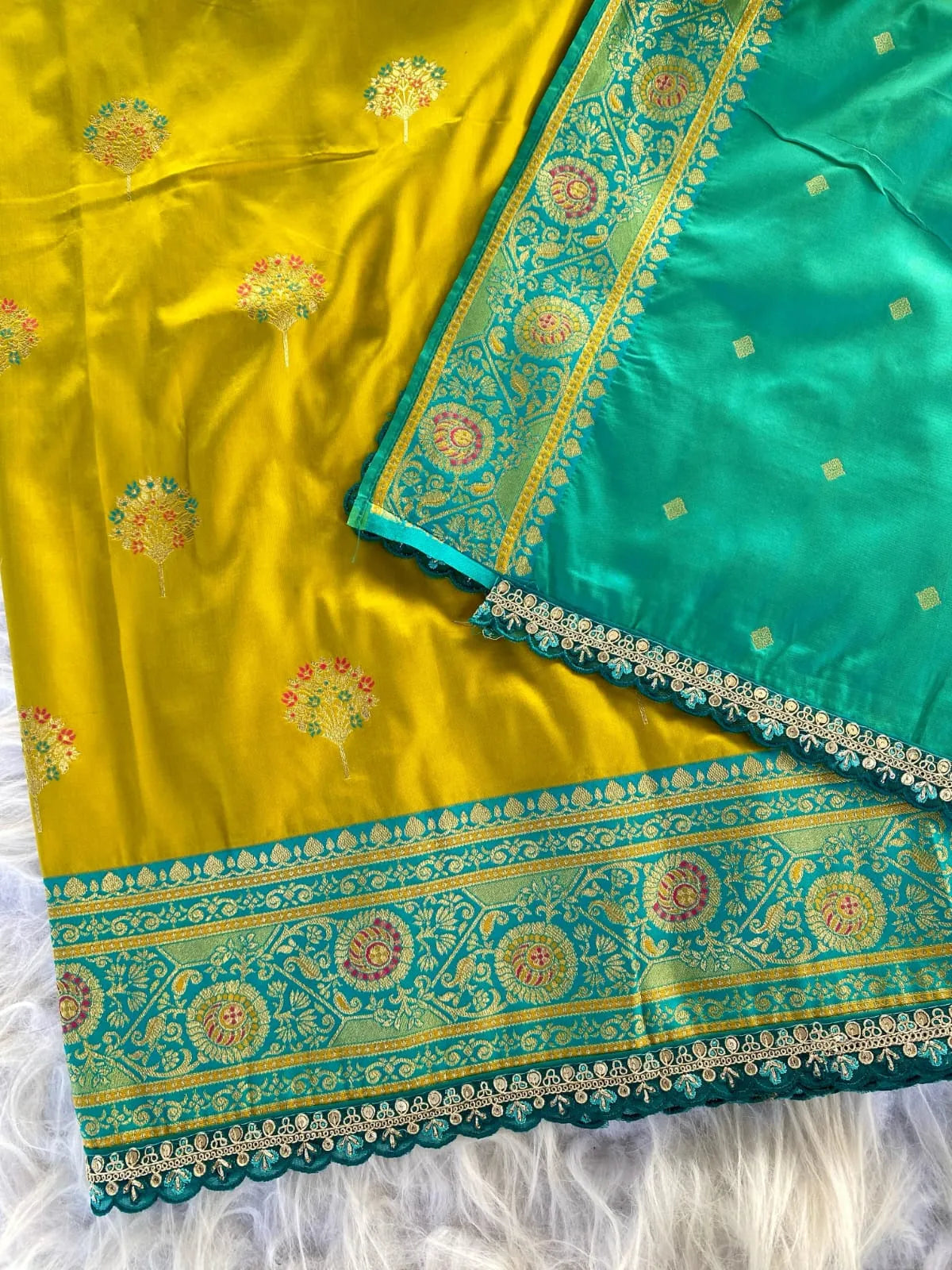 Premium Banarasi Intricate Color Saree with Lace
