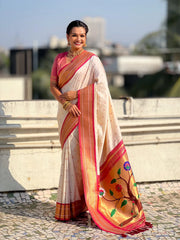 Paithani Saree with Swan Meenakari Pallu
