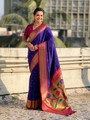 Paithani Saree with Swan Meenakari Pallu