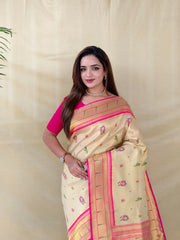 Traditional Tissue Silk Floral Folk Pallu Paithani Saree