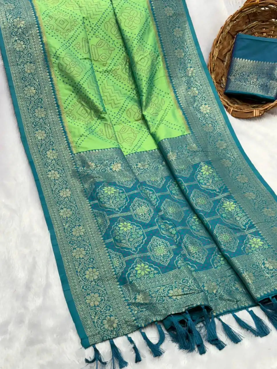 Premium Bandhani Patola Zari Woven Saree
