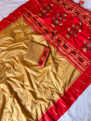 Handloom Soft Silk Muniya Border Rich Saree