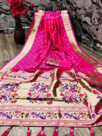 Soft Silk Bindi Muniya Border Paithani Saree