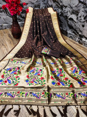 Soft Silk Bindi Muniya Border Paithani Saree