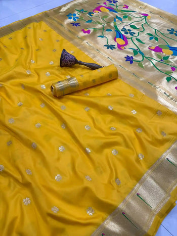 Meenakari Paithani Muniya Border Saree