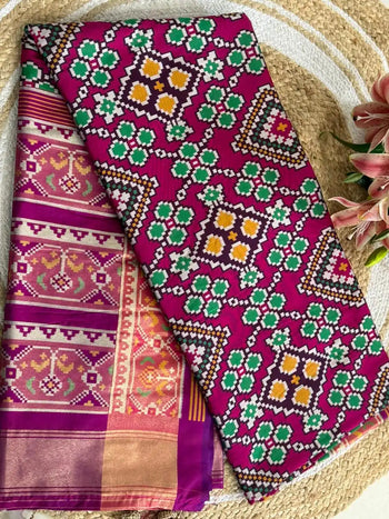 Premium Patola Weaving Phool Jaal Design Saree
