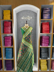 Premium Patola Weaving Phool Jaal Design Saree