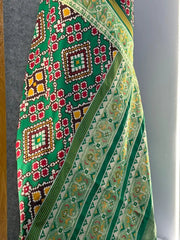 Premium Patola Weaving Phool Jaal Design Saree