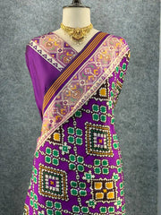 Premium Patola Weaving Phool Jaal Design Saree