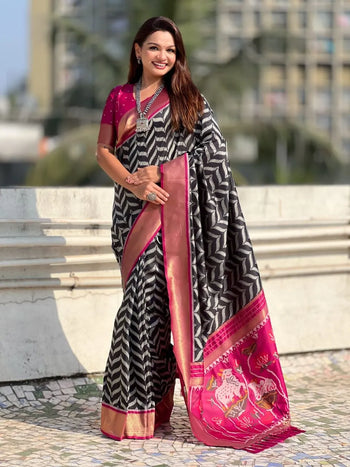 Ikkat Pichwai Fusion Trending Saree
