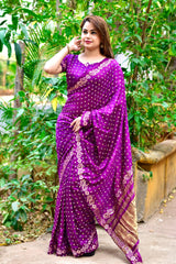 Gota Pati Border Teen Dani Bandhani Saree