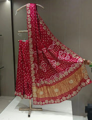 Ek Dani Bandhani Lagdi Patta Handwork Saree
