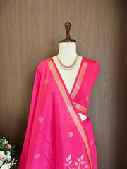 Soft Khadi Raw Silk Floral Pallu Saree