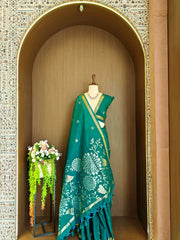 Soft Khadi Raw Silk Floral Pallu Saree