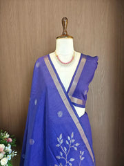 Soft Khadi Raw Silk Floral Pallu Saree
