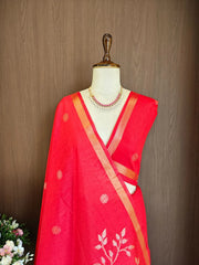 Soft Khadi Raw Silk Floral Pallu Saree