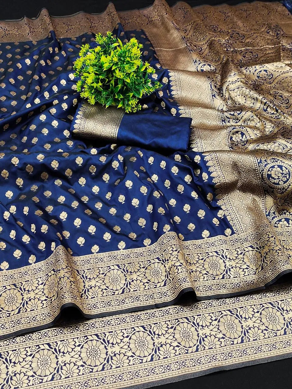 Banarasi Zari Motif Silk Fabric Saree