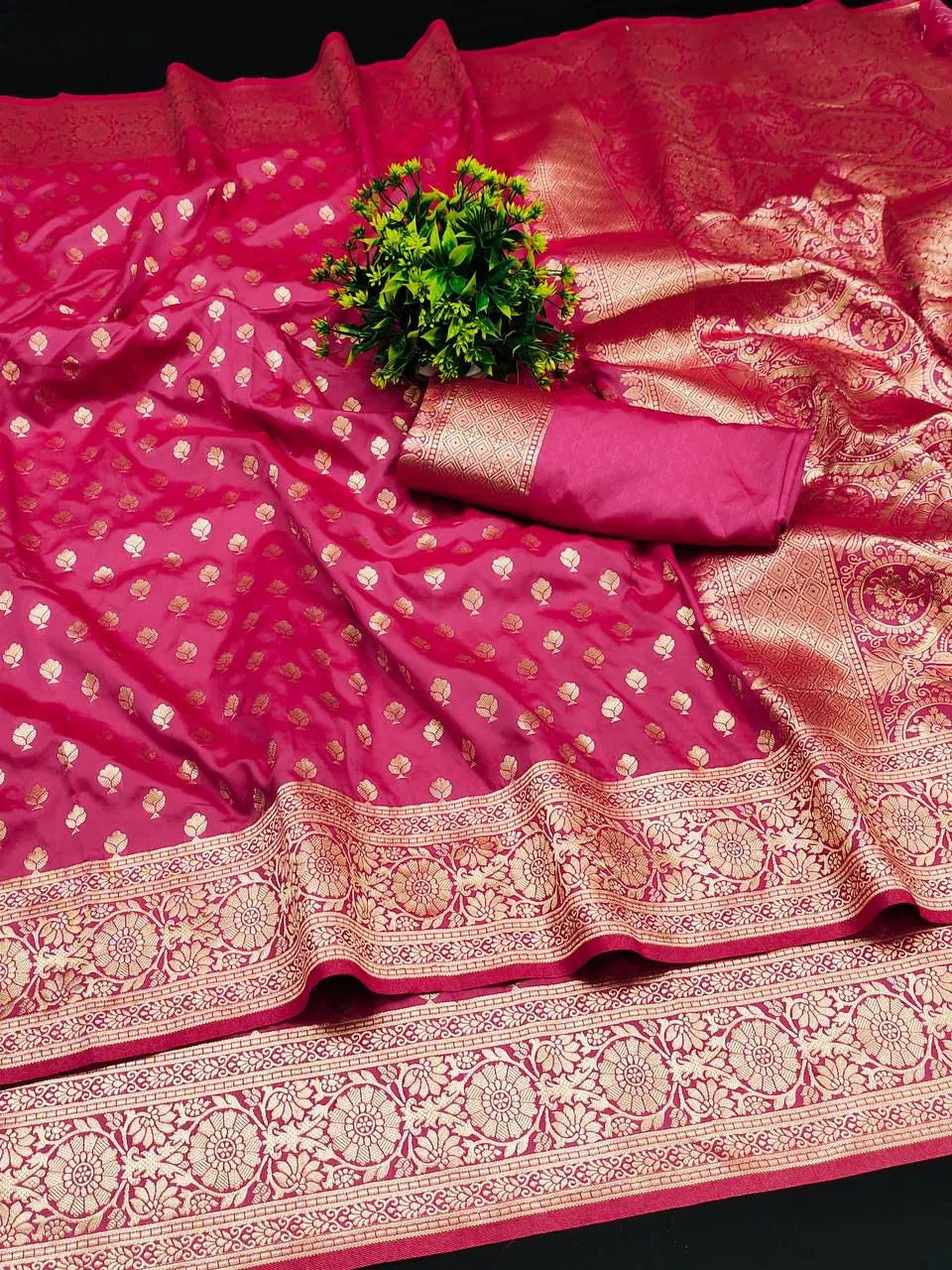Banarasi Zari Motif Silk Fabric Saree